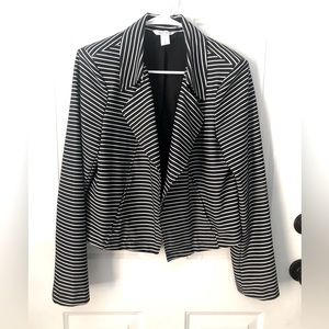 Black & White Blazer - Size 14